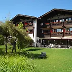Gaestehaus Am Kurpark ゲストハウス