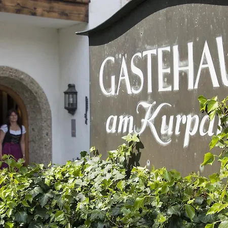 Gaestehaus Am Kurpark 3*